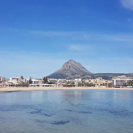 La Isla Y El Mar Platja de Larenal